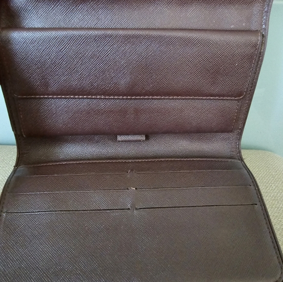 LOUIS VUITTON Cherry Monogram Mini Lin Porte-Tresor International Wallet - Picture 6 of 8